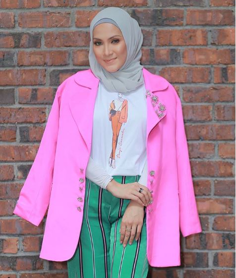 Sherry mahu beri focus pada perniagaan.